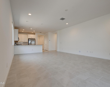 17050 W Artemisa Avenue - Photo Thumbnail 15