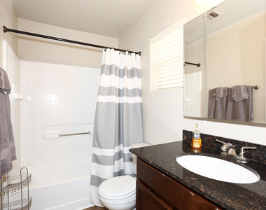 14145 N 92nd Street - Photo Thumbnail 6