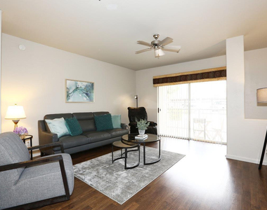 14145 N 92nd Street - Photo Thumbnail 3