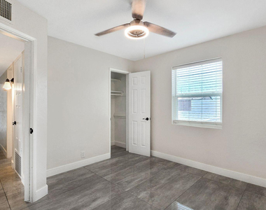 1216 E Desert Park - Photo Thumbnail 18