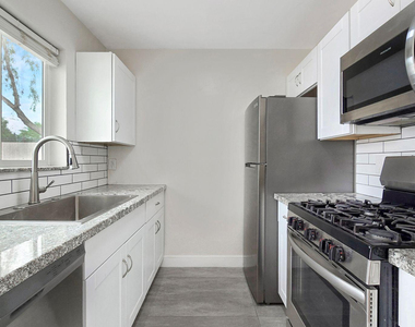 1216 E Desert Park - Photo Thumbnail 10
