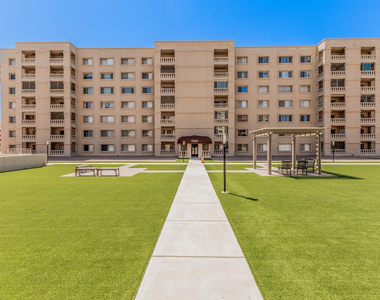 7950 E Camelback Road - Photo Thumbnail 19
