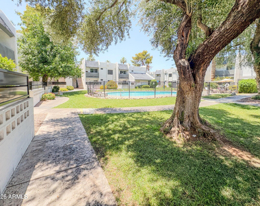 302 E Monte Vista Road - Photo Thumbnail 20