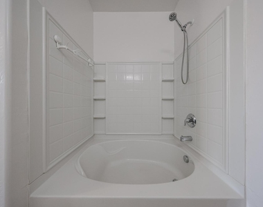 41298 W Parkhill Drive - Photo Thumbnail 27