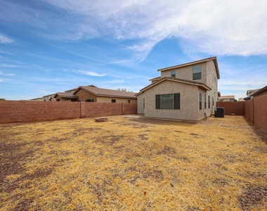 41298 W Parkhill Drive - Photo Thumbnail 29