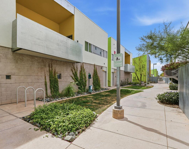 1111 W University Drive - Photo Thumbnail 20