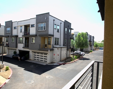 2090 S Dorsey Lane - Photo Thumbnail 21