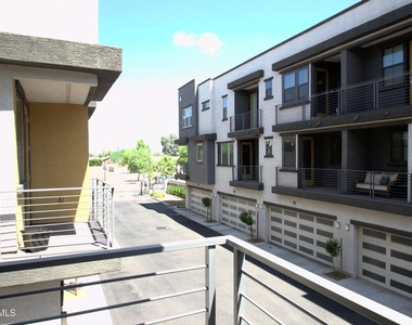 2090 S Dorsey Lane - Photo Thumbnail 20