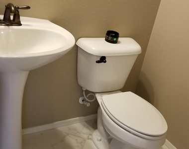 2248 E Ottawa Lane - Photo Thumbnail 77