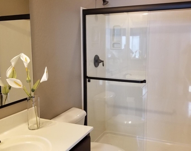2248 E Ottawa Lane - Photo Thumbnail 66