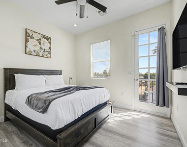 1344 E Polk Street - Photo Thumbnail 19