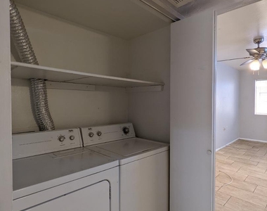 12221 W Bell Road - Photo Thumbnail 22