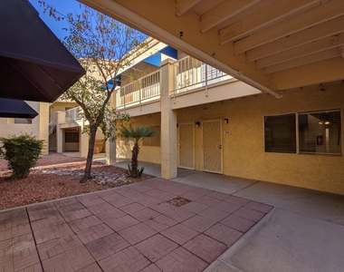 12221 W Bell Road - Photo Thumbnail 8