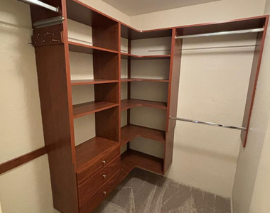 4850 E Desert Cove Avenue - Photo Thumbnail 12
