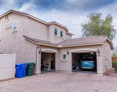 2162 W Scully Drive - Photo Thumbnail 33