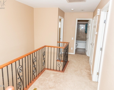 2162 W Scully Drive - Photo Thumbnail 14