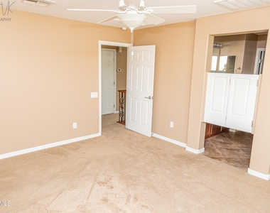 2162 W Scully Drive - Photo Thumbnail 20