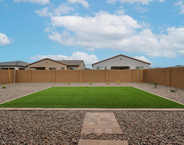 7814 W Hide Trail - Photo Thumbnail 20