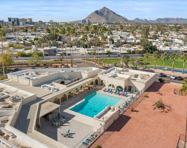 7910 E Camelback Road - Photo Thumbnail 6