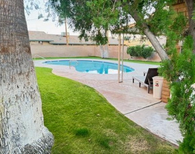 5126 E Monte Vista Road - Photo Thumbnail 17