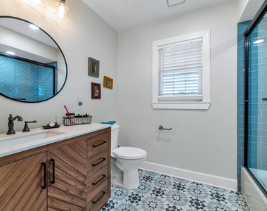 1021 W Encanto Boulevard - Photo Thumbnail 17