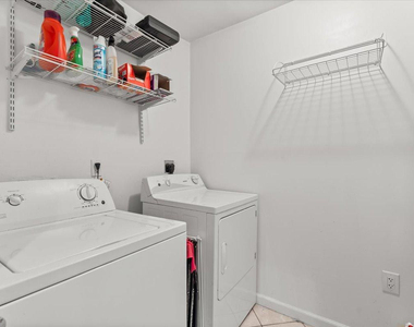 535 W 19th - Photo Thumbnail 12