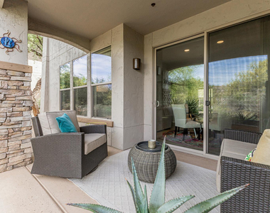 10260 E White Feather Lane - Photo Thumbnail 9