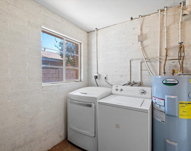 528 W 18th - Photo Thumbnail 18