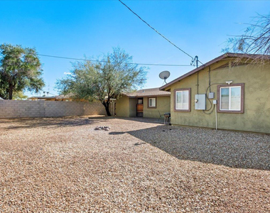 528 W 18th - Photo Thumbnail 21