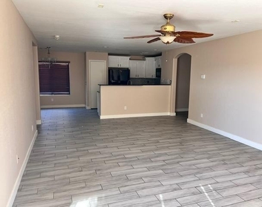 5786 S 240th Drive - Photo Thumbnail 25