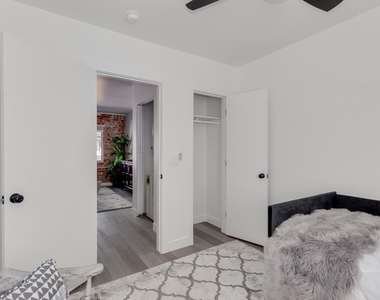 2512 E Thomas Road - Photo Thumbnail 20