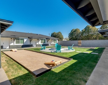 2512 E Thomas Road - Photo Thumbnail 21