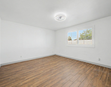 2550 E Butte Street - Photo Thumbnail 19