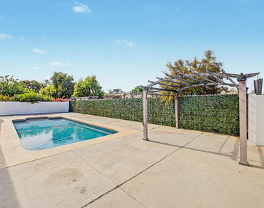 2550 E Butte Street - Photo Thumbnail 29