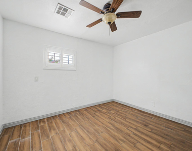 2550 E Butte Street - Photo Thumbnail 23