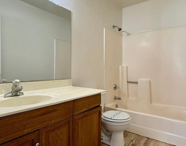 3128 E Cicero Street - Photo Thumbnail 10