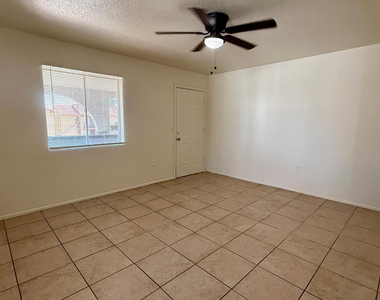 3128 E Cicero Street - Photo Thumbnail 2