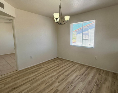 3128 E Cicero Street - Photo Thumbnail 4