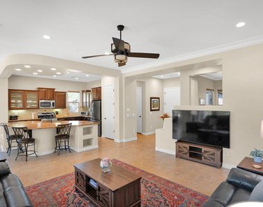 12981 W Yellow Bird Lane - Photo Thumbnail 21