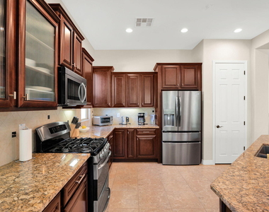 12981 W Yellow Bird Lane - Photo Thumbnail 25