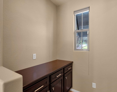 12981 W Yellow Bird Lane - Photo Thumbnail 7