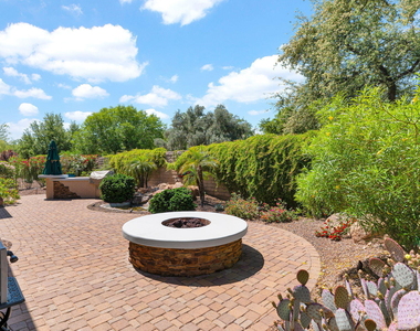 12981 W Yellow Bird Lane - Photo Thumbnail 41