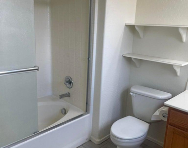 1333 S 220th Drive - Photo Thumbnail 19