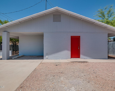 801 E Puget Avenue - Photo Thumbnail 12