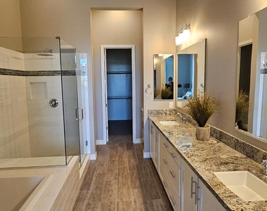26627 N 104th - Photo Thumbnail 18
