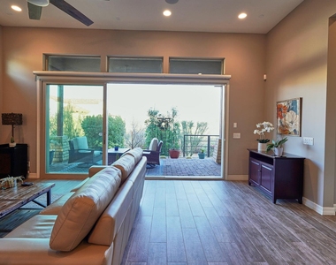 26627 N 104th - Photo Thumbnail 8