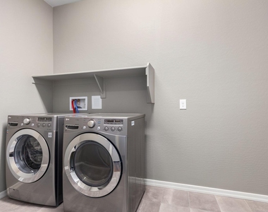 27025 N 69th Lane - Photo Thumbnail 22