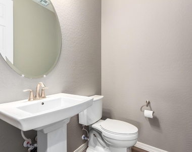 27025 N 69th Lane - Photo Thumbnail 19