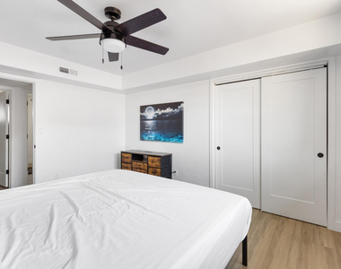 6616 E Avalon Drive - Photo Thumbnail 14