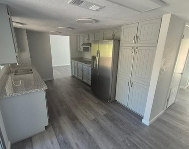 1010 Leisure World - Photo Thumbnail 12